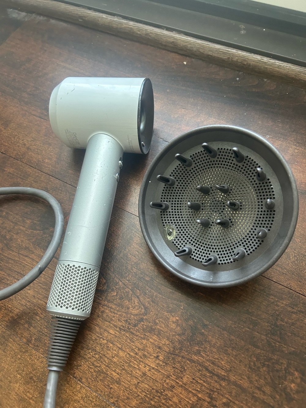 Dyson Dryer and defuser.  Works great.